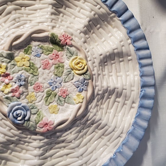 Fitz & Floyd Basket Weave Ceramic Egg Serving Dish Salt & Pepper Shakers Set - Picture 9 of 16